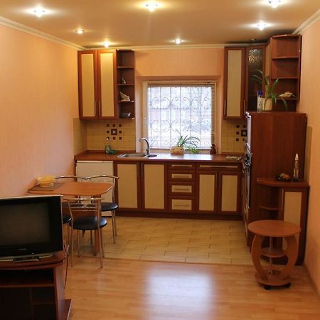 Studio apartment Çernigiv Dış mekan fotoğraf